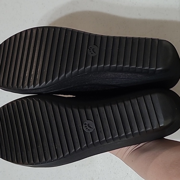 Baretraps Ulricka black basketweave wedges size 8.5 - Picture 8 of 10